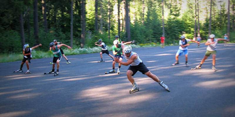 10 Amazing Health Benefits of Roller Skating